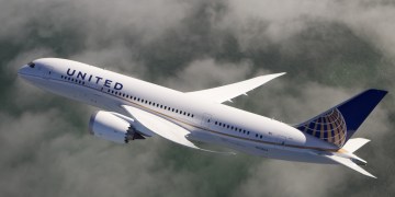 United Airlines Boeing 787 Dreamliner above the clouds (Source: United AIrlines)