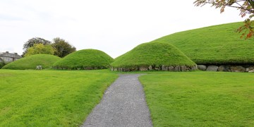 Knowth passage tombs Ireland